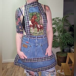 Wrangler Handmade Horse Plaid Apron
